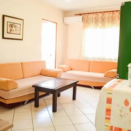 Comfortable Apartment *